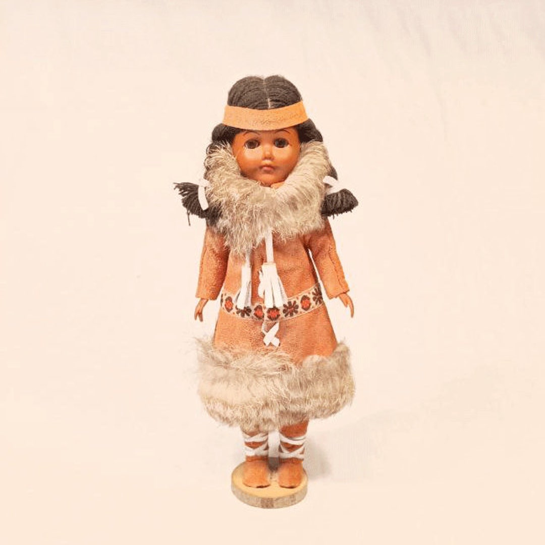 新品 ビンテージ カナダ製 インディアン エスキモー フィギュア 人形 当時物 新品 ビンテージ カナダ製 インディアン エスキモー フィギュア 人形