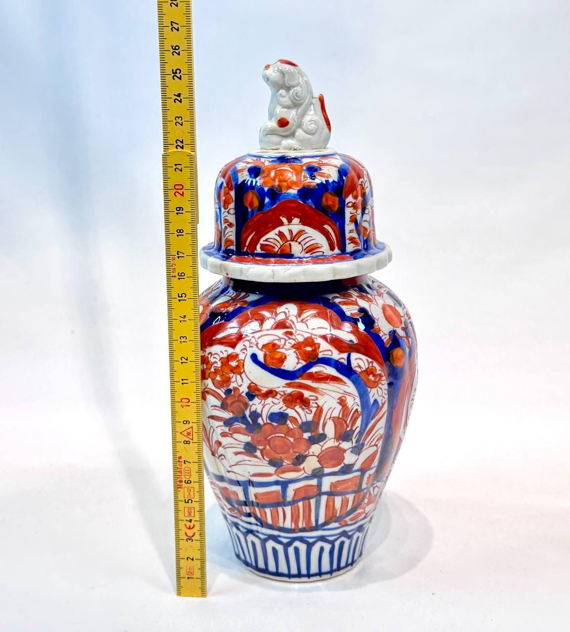 日本の伊万里焼の蓋付き壺、19 世紀後半。 - Etsy 日本