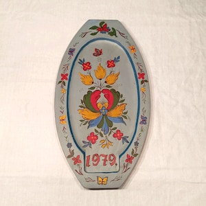 Scandinavian Wood Sign 1979  Handpainted Norwegian Folk Art Rosemaling One-of-a-kind Cottagecore Rustic Gift