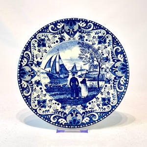 Vintage DELFT&#39;S BLAUW Holland 9” Decorative Plate - Blue and White Harbor Scene