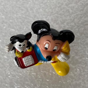 Vintage Walt Disney Productions Mickey Mouse on Mickey Phone PVC 2" Mini Figure image 4