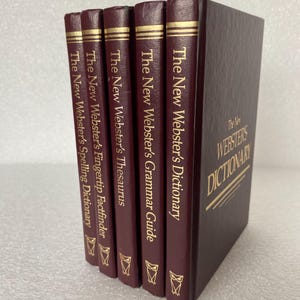 The New Webster&#39;s Deluxe Desk Reference Library Books 5 Hardcover Volumes