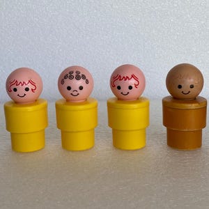 Lot of 4 Vintage 1974 Fisher Price Little People Jumbo Size 3.5" Tall Figures Toys