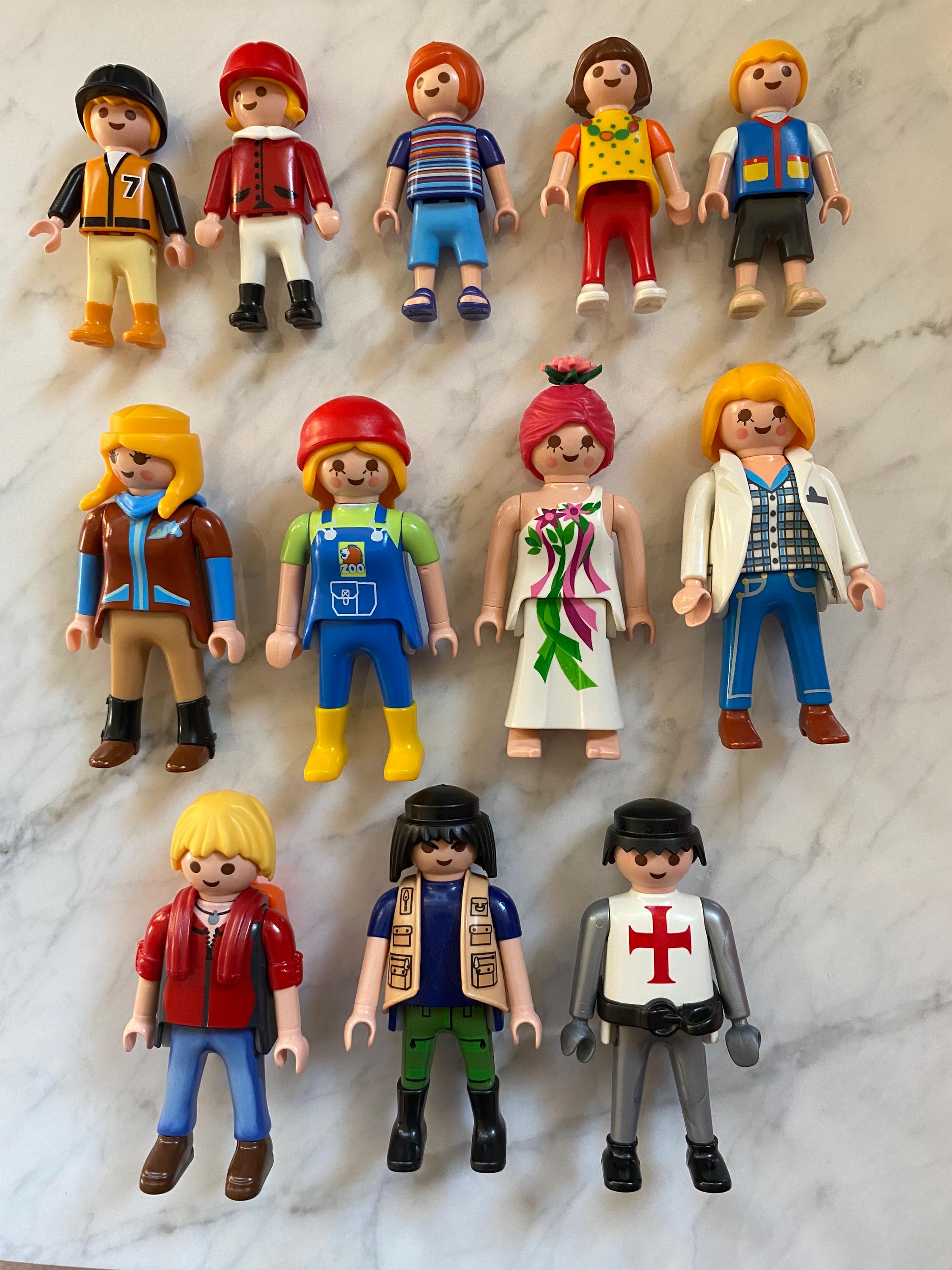 多彩なフィギュアと小物セット geobra playmobile