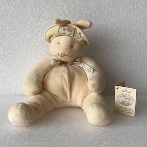 Hallmark 2002 Bunnies By The Bay “Baylee&quot; Collectible Plush Bunny Rabbit Stuffed Animal