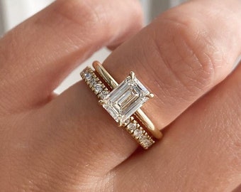 Solitaire Ring Sets/ 2.5 CT Emerald Cut Colorless Moissanite Engagement Ring/ Matching Wedding Ring Sets/ Emerald Cut 14K Yellow Gold Ring