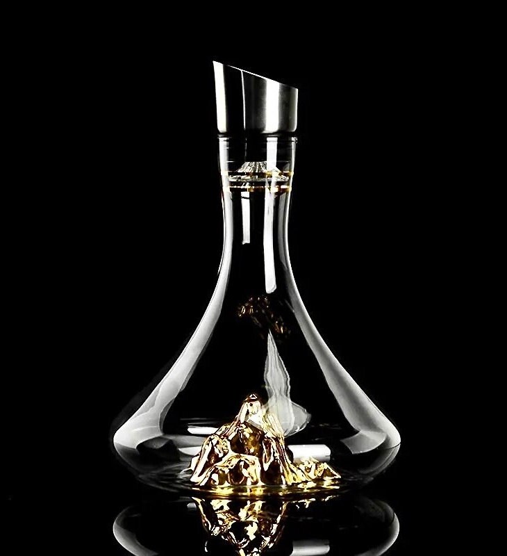 Mountain Wine Decanter, Gold Mountain Decanter With Topper, Wine