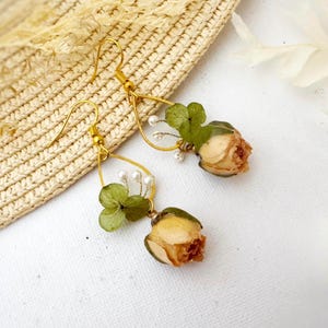 Handmade Real Hydrangea and Rose Earrings with Freshwater Pearls - Gift for her/Real Flower Earrings/Hydrangea Freshwater Pearl Earrings