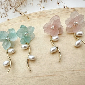 Real Hydrangea Earrings/ Real Flower Earrings/Resin Flower Earrings/ Real Flower Jewelry/Christmas Gift/Gift for Daughter/Gift for Sister