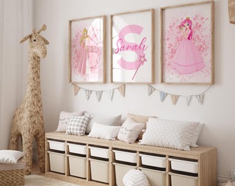 Juego personalizado de 3 cuadros de princesas: castillo y tiara en acuarela rosa. Decoración de habitación de niña con nombre personalizado, impresión con nombre personalizado, guardería de niña