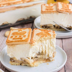 Classic Banana Pudding - Creamy, Comforting Dessert Delight, DOWNLOAD