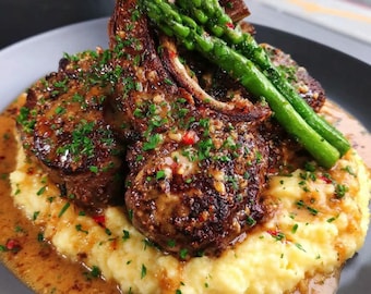 Chuletas de cordero con puré de langosta y espárragos – Cena elegante (Descarga digital)