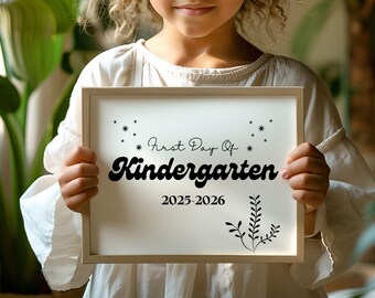 Letrero imprimible para el primer día de clases: accesorio fotográfico en blanco y negro (PDF)