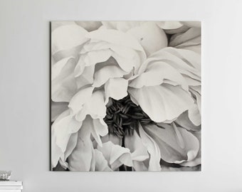 Flores blancas / Impresión romántica de peonía / Arte de pared con flores blancas / Impresión floral en blanco y negro / Lienzo con impresión de peonía original / Peonía florecida