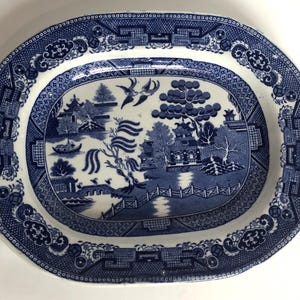 Antique English Stoneware Platter, Blue Willow, Chinoiserie, Marked &#39;Warranted Staffordshire IC&Co&#39;, 1850-1880, L: 30 Cm