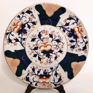 Antique Imari Style Plate, Early Victorian Era, Hand Decoration, Geometric Flowers, Roses/Dahlia, 1830-1860, W 27 Cm