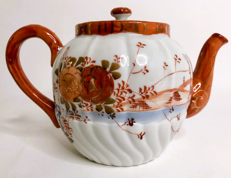 Japanese Porcelain, Antique Kutani Tea Pot, Cotton Bird and Flowers