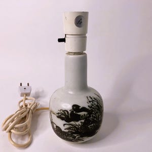 Cute Vintage Royal Copenhagen Porcelain Table Lamp Base, Design By Nils Thorsson, Mid-Century Modern, 1975-1979, H: 22,5 Cm
