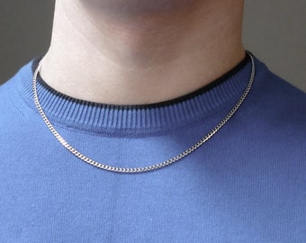 Cadena de plata, collar de cadena plateada de acero inoxidable estilo bordillo, joyería de cadena de gargantilla de plata de bordillo para hombre de 3 mm de espesor y 45 cm de largo para él ella