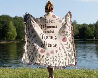 Nana Mimi Grandma New Grandma Present Group from Grandkids Floral  Gigi Woven Throw Blanket Couch Plush Unique Birthday Gift for Grandparent