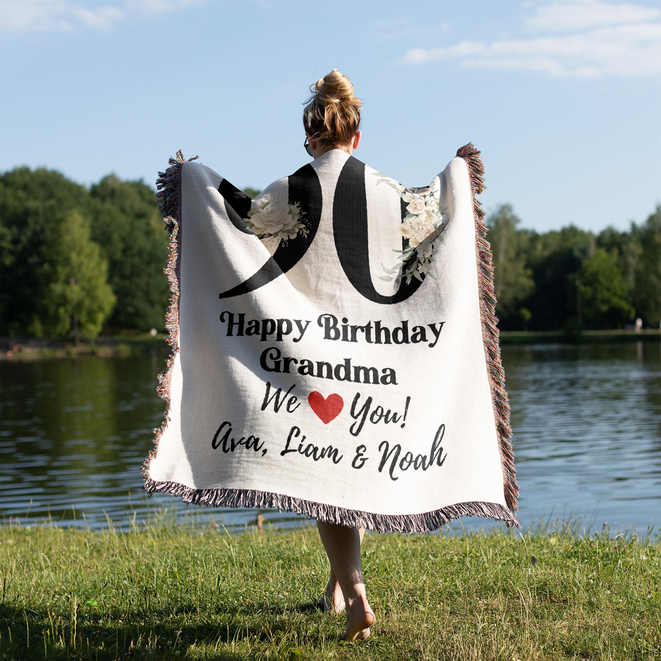 Blumuze 70th Birthday Gifts For Women, Personalised Fleece Blanket 1955