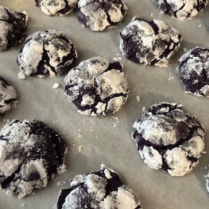 Ube Crinkles Cookies