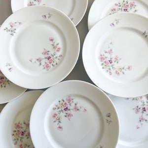 8 porcelain dessert plates, Tharaud Limoges, mid-20th century