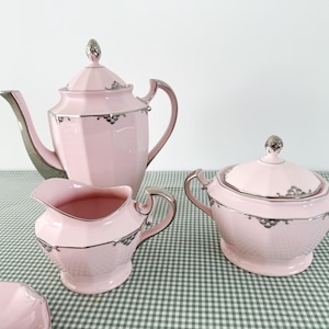 Komplett art déco-kaffeservis i puderrosa porslin och silver, Haas & Czjzek, Schlaggenwald, cirka 1930 bild 9