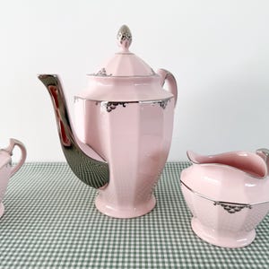 Komplett art déco-kaffeservis i puderrosa porslin och silver, Haas & Czjzek, Schlaggenwald, cirka 1930 bild 4