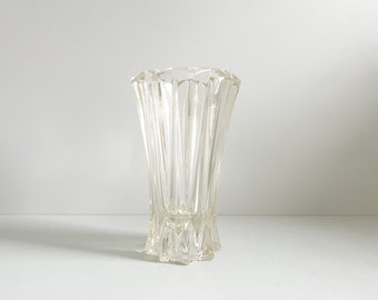 Thick glass Art Deco vase, Pierre d'Avesn, early 20th century