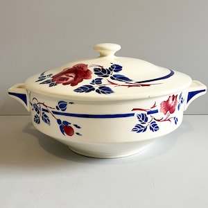 Soup tureen or vegetable dish, Chantal Lunéville model, early 20th century