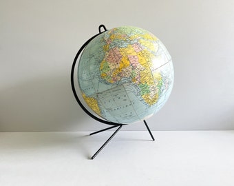 Large Girard and Barrère world map globe from the 50s/60s, height 40 cm