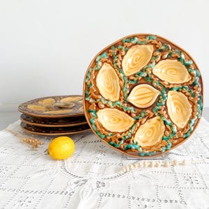 Oyster plates in slip, Faiencerie d&#39;Orfinox, Majolica oyster plate, 1950&#39;