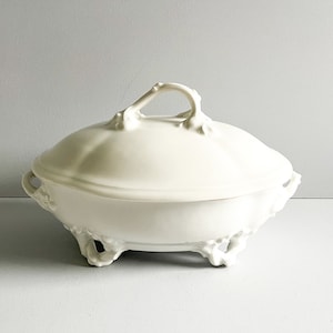 Small white porcelain vegetable dish, early 20th century