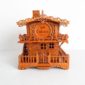 Rare carved wooden chalet from the Black Forest, Switzerland - Rare carved wooden chalet from the Black Forest, Switzerland, Circa 1900