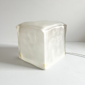 Frosted glass ice cube lamp from the 80s/90s distributed by IKEA - Ice cube IKEA Iviken