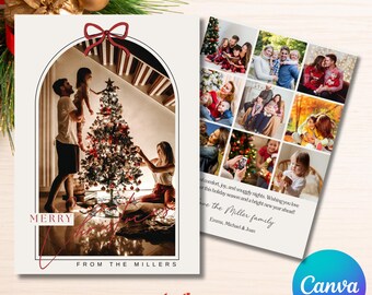 Puede incluir: Una tarjeta de Navidad con una foto de una familia decorando un árbol de Navidad. La tarjeta tiene un lazo rojo y el texto "Feliz Navidad de los Millers".