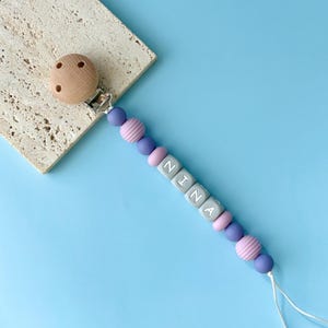 パーソナライズされたおしゃぶりクリップ、ベビーおしゃぶりクリップ、パーソナライズされたおしゃぶりクリップ、ベビービンキークリップ、新生児用ダミークリップ、ベビーギフト誕生日ギフト