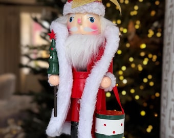 Large Hand Painted Santa Nutcracker 35cm - Traditional Christmas Decoration