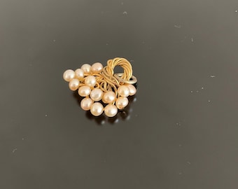 Vintage faux pearl brass pendant Art Nouveau vines, pearl grapes