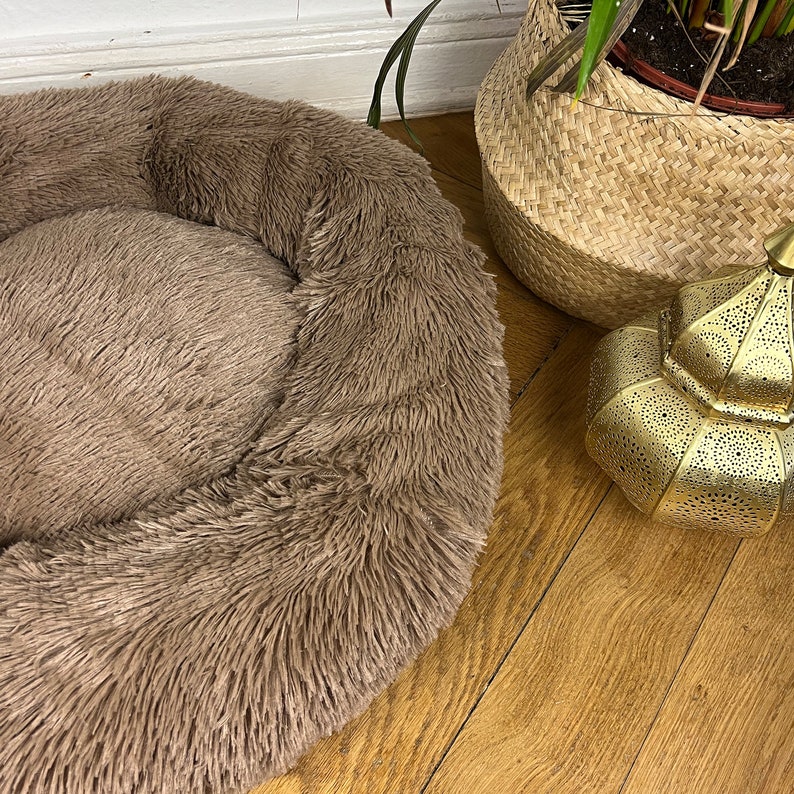 flauschiges Anti-Stress Hundebett & Katzenbett Kuschelbett Donut Ø 60 cm Bild 2