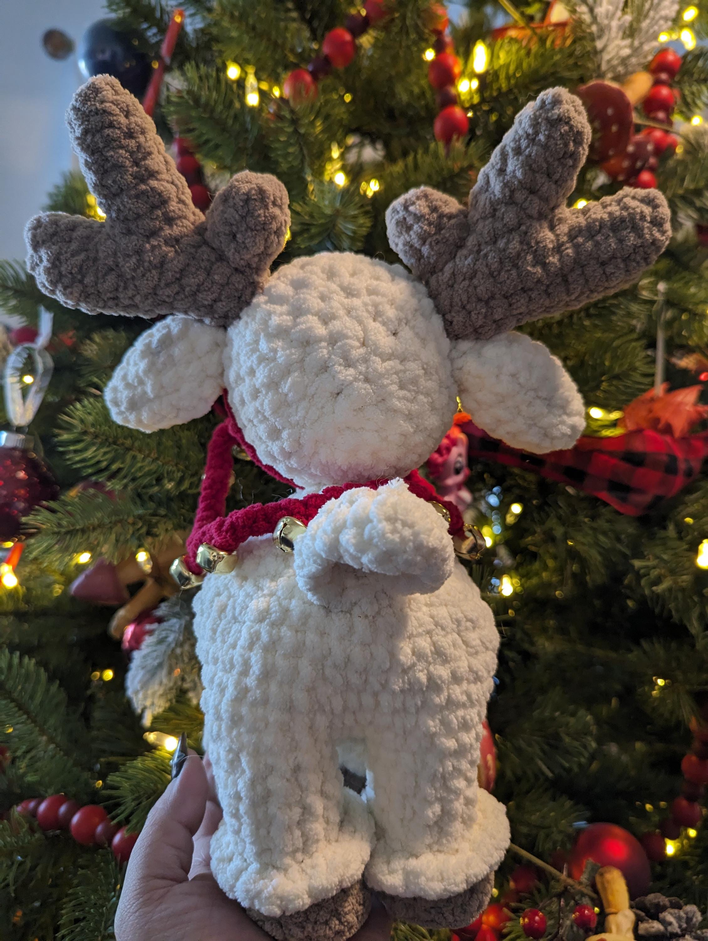 Handmade Christmas Reindeer: 12.5" Holiday Decor - Thumbnail 4