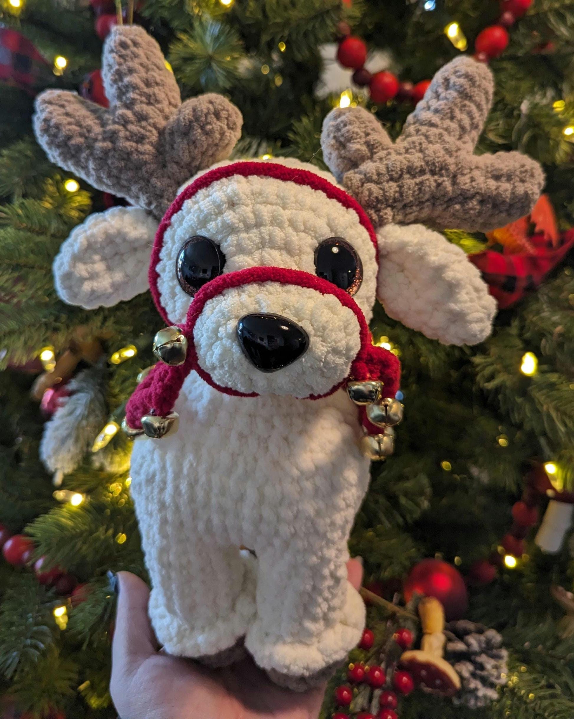 Handmade Christmas Reindeer: 12.5" Holiday Decor - Thumbnail 2