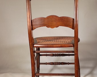 antiker Ladderback Esszimmerstuhl von 1875 und 1890
