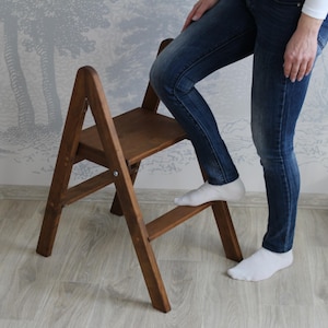Wooden stepladder Low Natural Wood folding small ladder for Home 2 Step Rustic rung Lightweight Foot ladder Photography Props Wood Seat