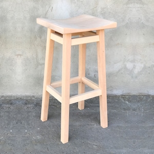 Comfortable Bar Chair Elevated Seating Rectangular Stool Wooden Furniture cafe furniture Elevated Seating Design Wood Stool Black cafe stool