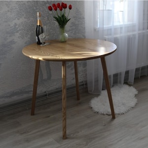 Solid Wooden Round Dining Table with solid wood thin legs for dining room Natural real wood circle dinette hardwood ash table