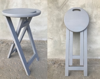 Gray Foldable Wooden Stool with Circular Seat and Handle - Portable and Stylish Seat Side Table Wooden Folding Stool Round Portable seating