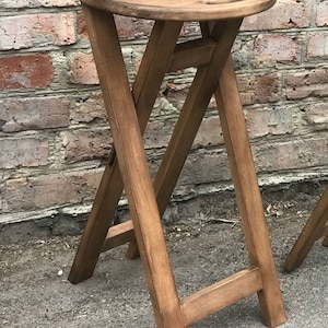 Tabouret pliant en bois marron, tabouret pliant rustique rond, sièges portables, tabouret en bois pliable avec poignée d'assise circulaire table d'appoint d'assise image 9