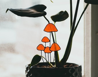Stained Glass Red Mushrooms Plant Stake. Unique Mushrooms Garden Decoration. Ideal Mother's Day or Housewarming Gift!
